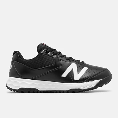 New Balance 950v3 Low-Cut Field Shoe - Black / White